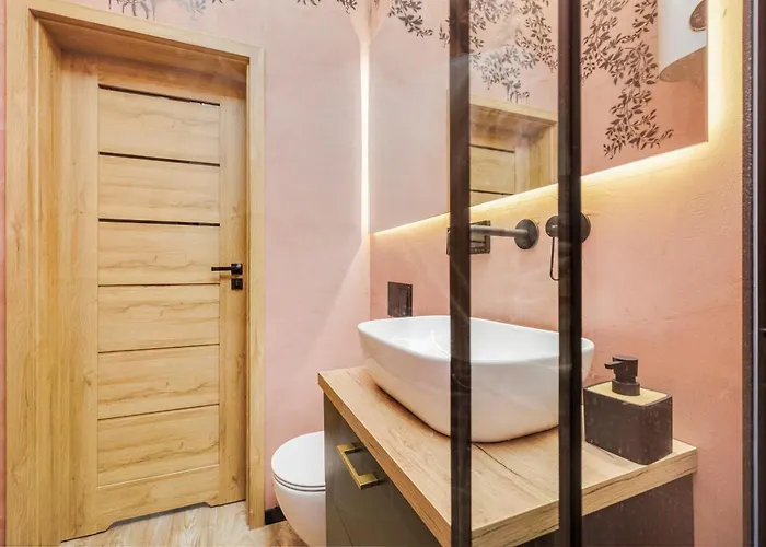 Przytulna Kawalerka W Sercu Nowej Rudy * Nowa Ruda